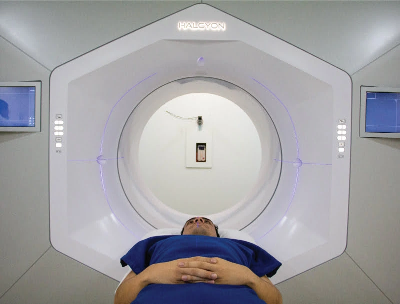 Evaluación médica para definir radioterapia en tumores cerebrales